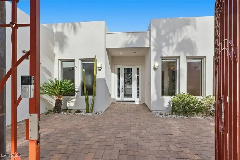 928 Santa Helena Avenue, Henderson, Nevada, United States. - Photo 13