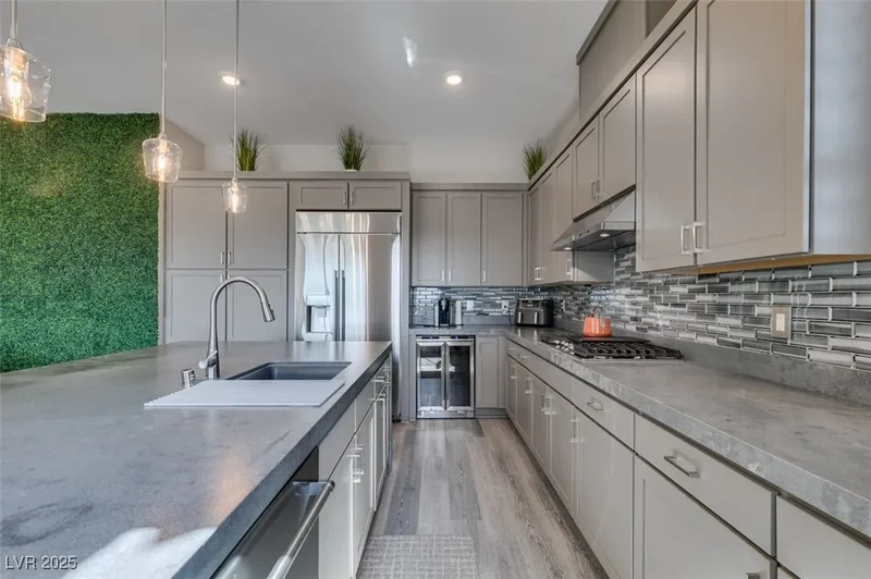 9133 Las Manaitas Avenue 401, Las Vegas, Nevada, United States. - Photo 28