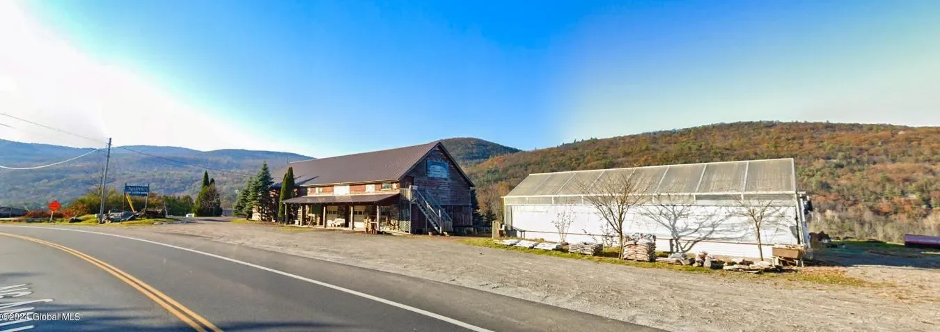 729 State Route 9N, Ticonderoga, New York, United States. - Photo 18