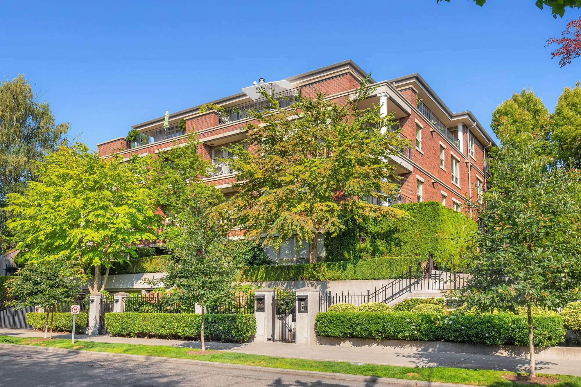 726 Boylston Ave E Unit #9 , Seattle, WA 98102, Seattle, Washington, United States. - Hero Image