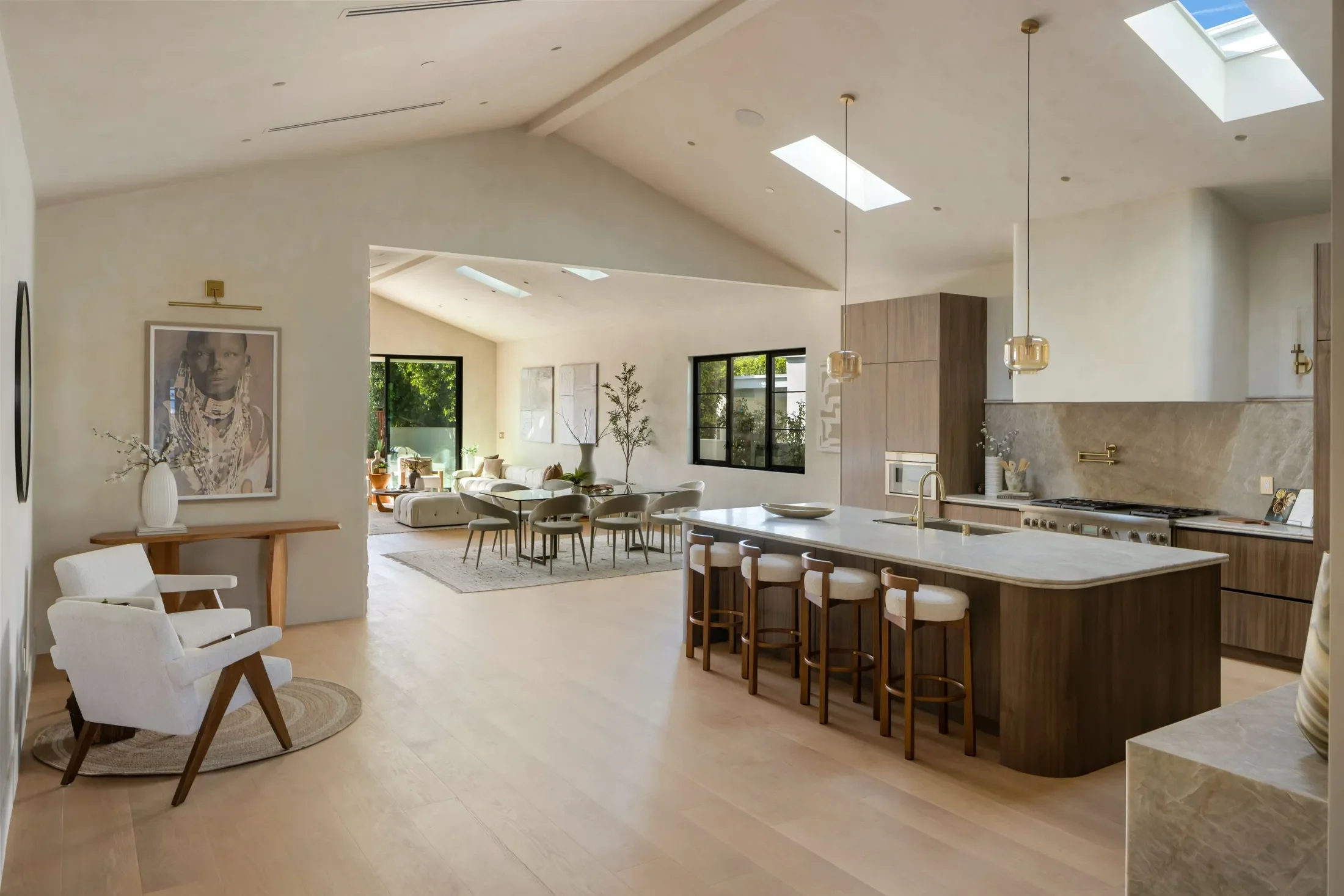 4029 East Boulevard , Los Angeles, CA 90066, Los Angeles, California, United States. - Photo 10