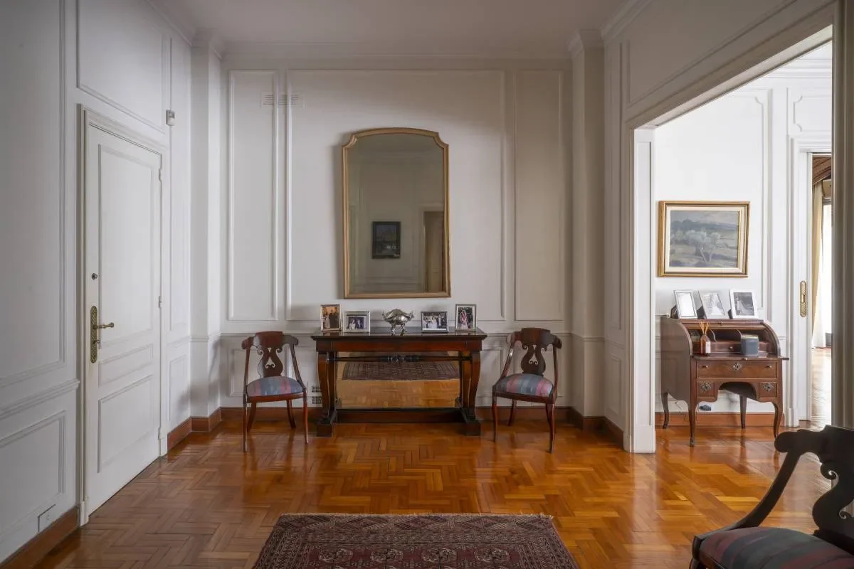 Gallery photo 2
