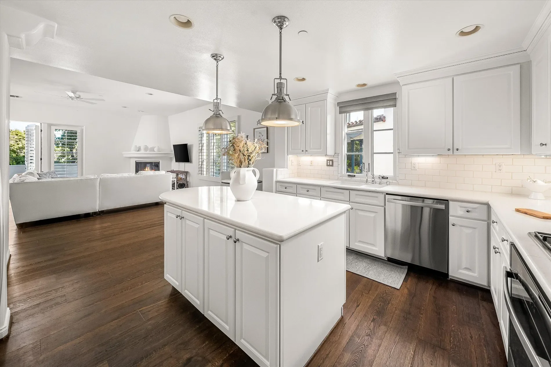 218 Santa Barbara Street D, Santa Barbara, California, United States. - Photo 17