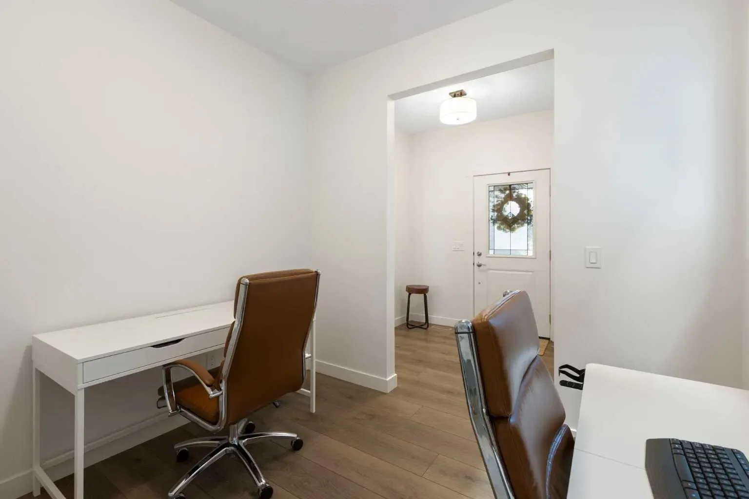 1635 Baywater Street SW, Airdrie, Alberta, Canada. - Photo 30