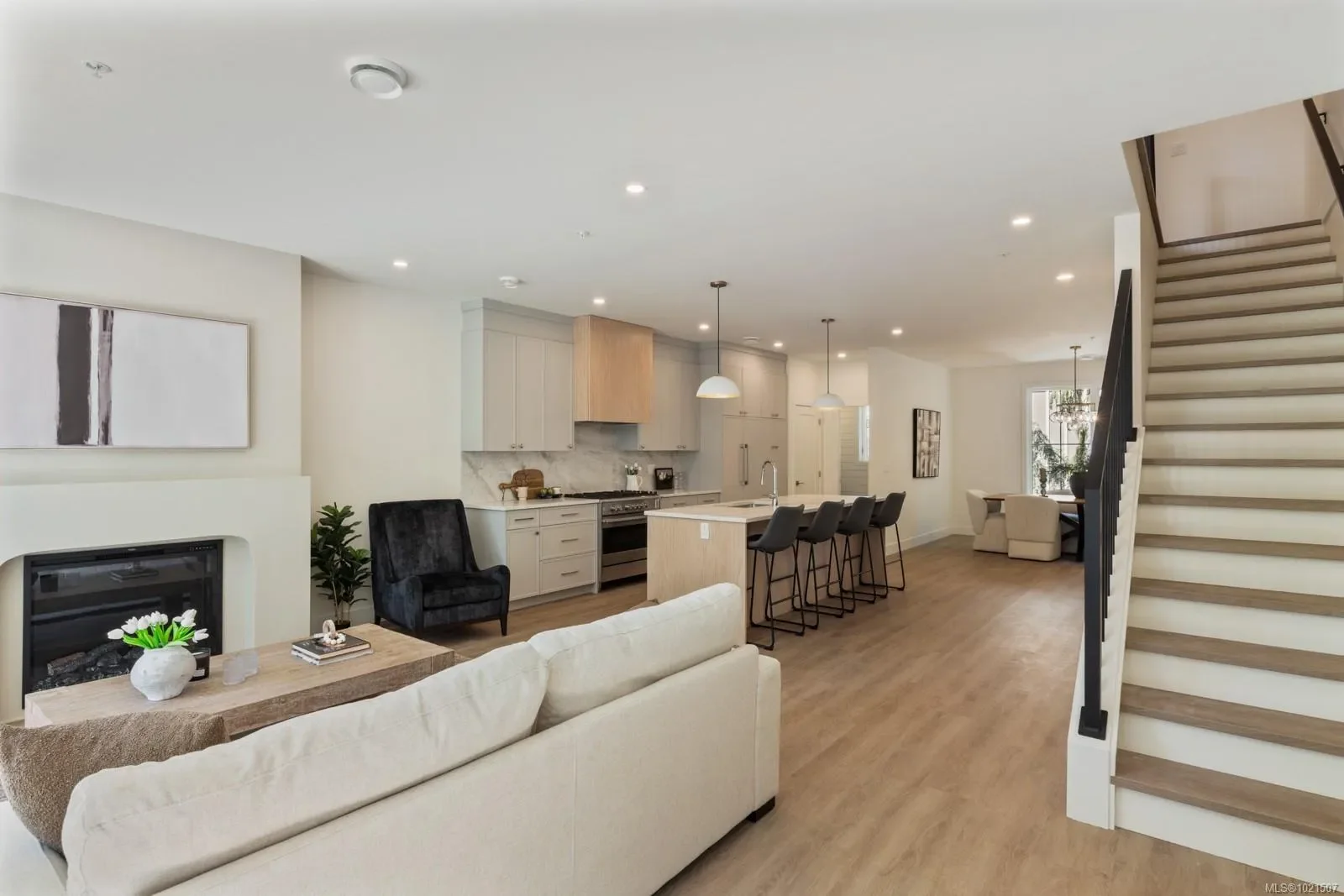 2770 Vantilburg Cres 102, Langford, British Columbia, Canada. - Photo 5