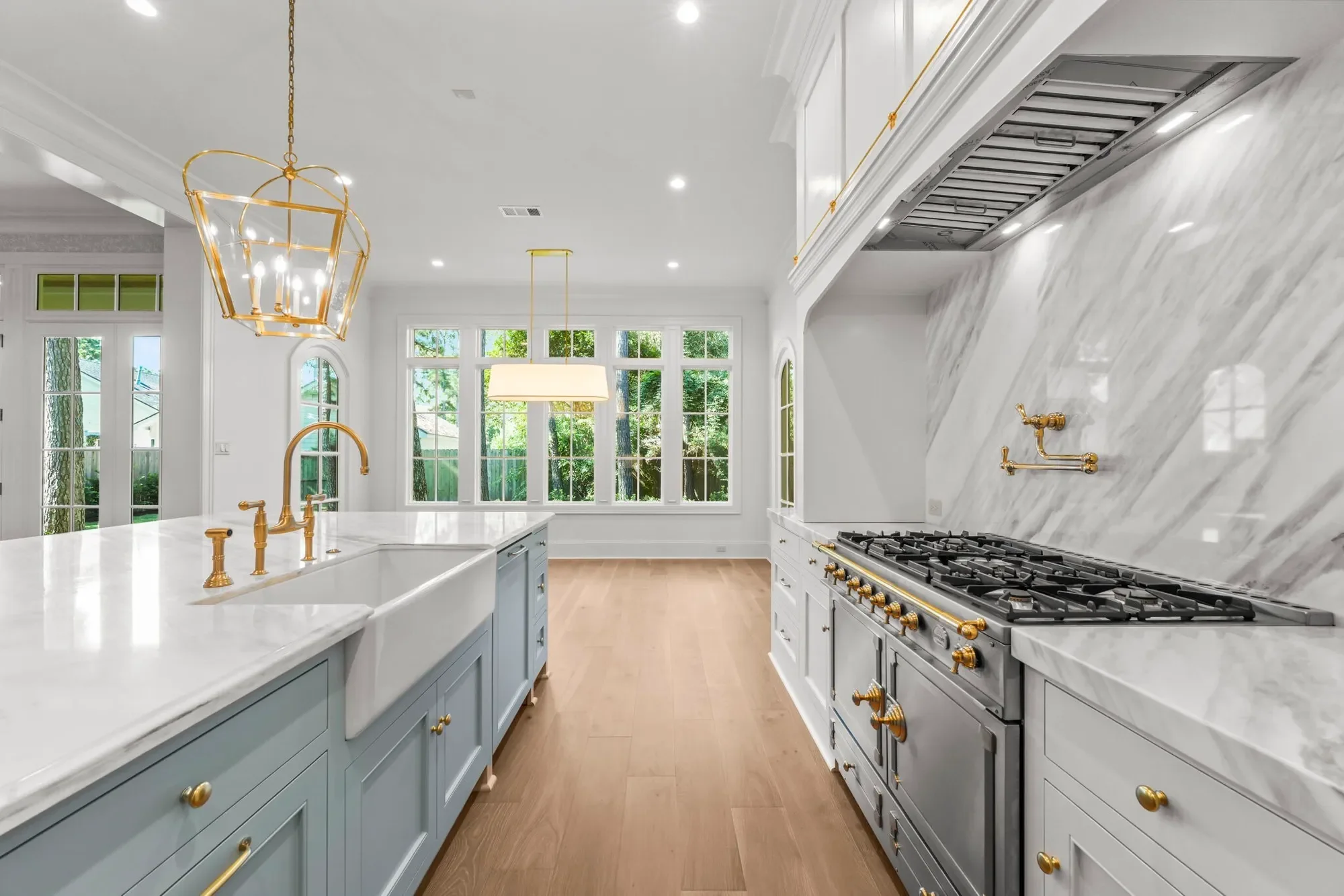 5 Hollymead Drive, The Woodlands, TX 77381, The Woodlands, Texas, United States. - Photo 1