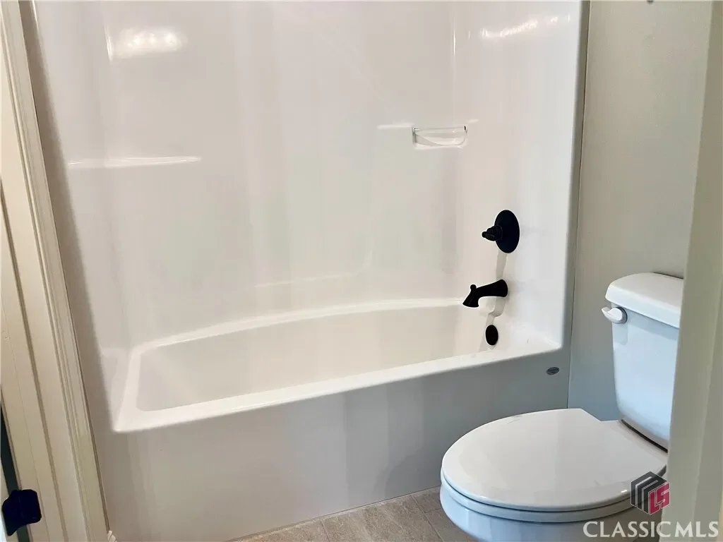 1810 Beebalm Drive, Winder, Georgia, United States. - Photo 13