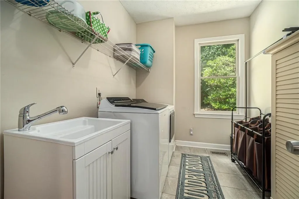 496 Hughes Road, Hiram, Georgia, United States. - Photo 12