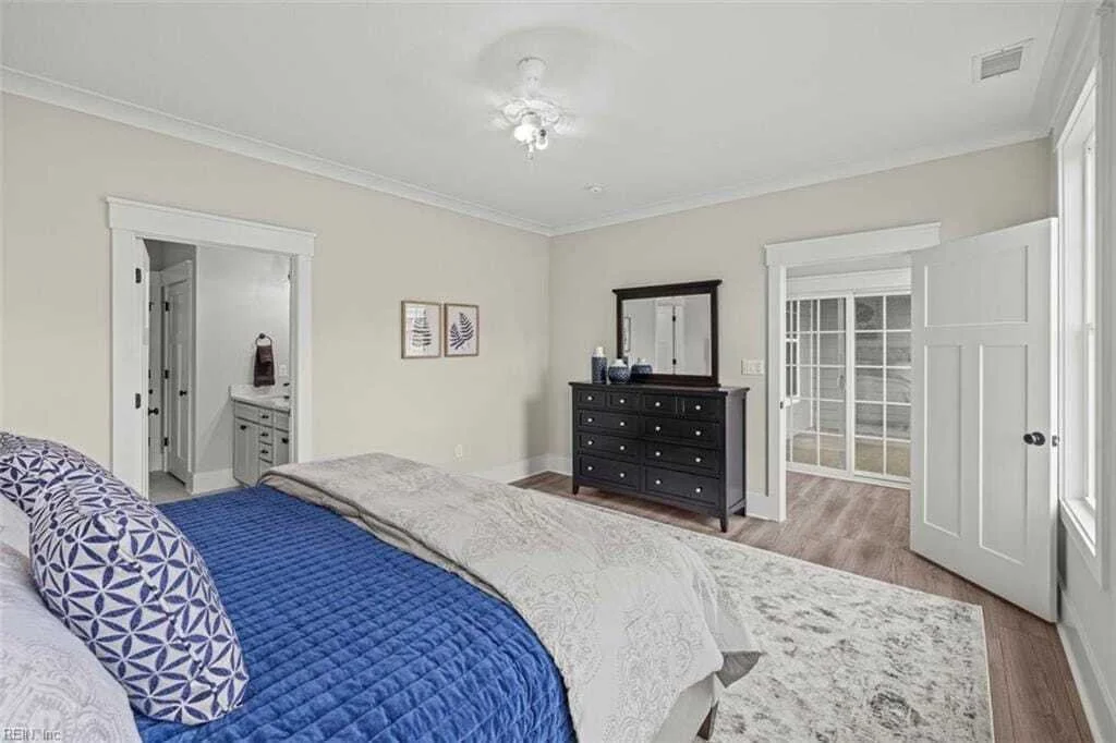 Gallery photo 4