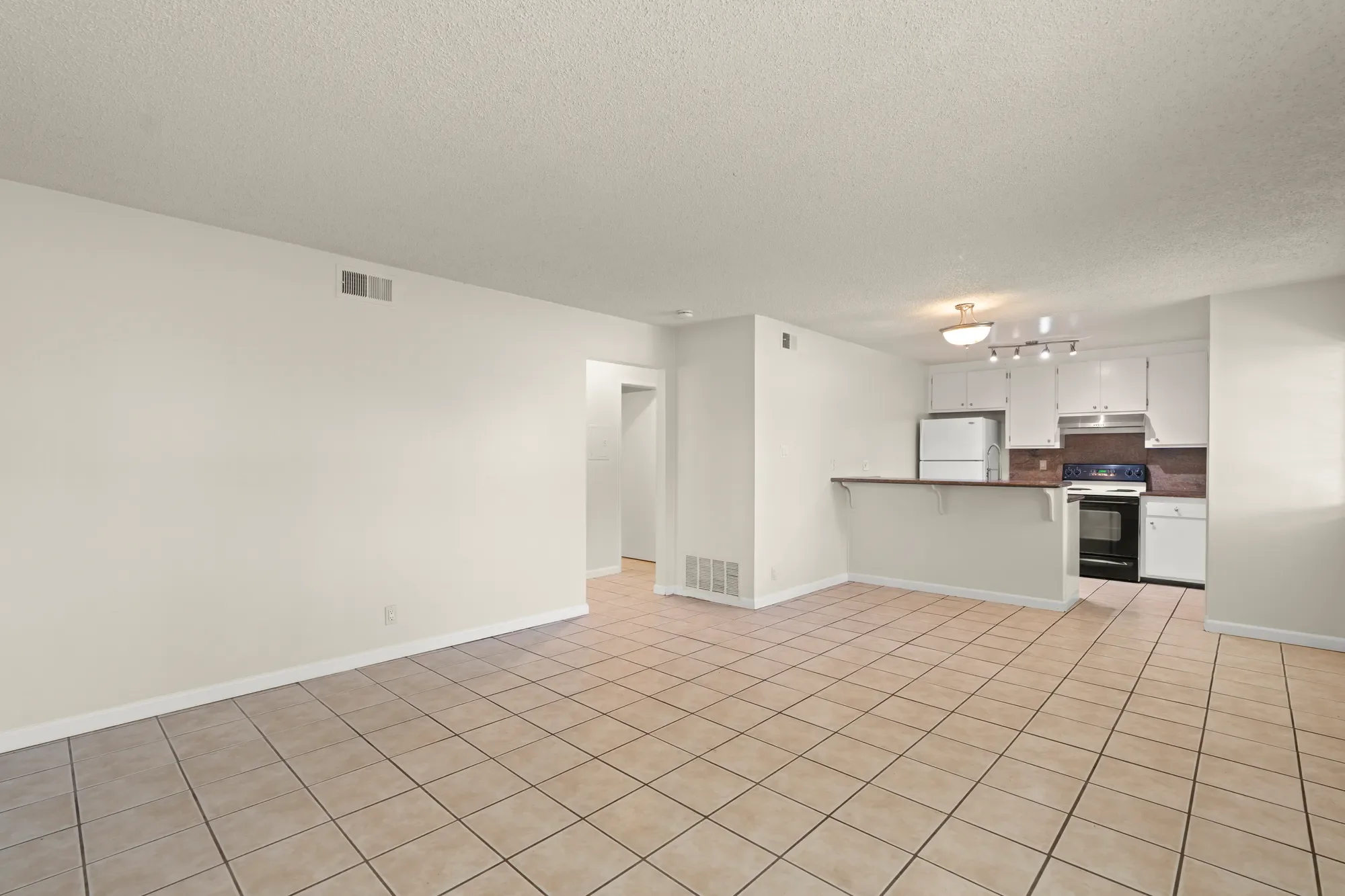1372 Branham Lane Unit 1 , San Jose, CA 95118, San Jose, California, United States. - Photo 5
