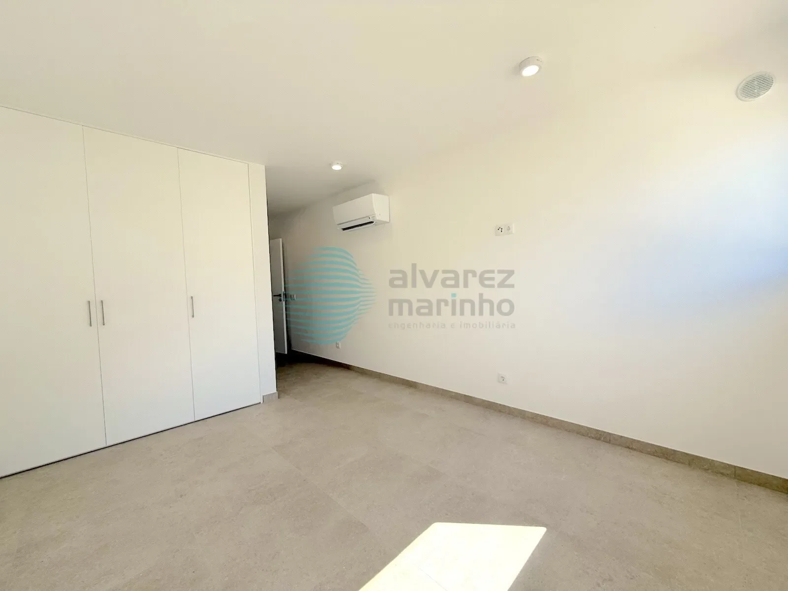 Gallery photo 6