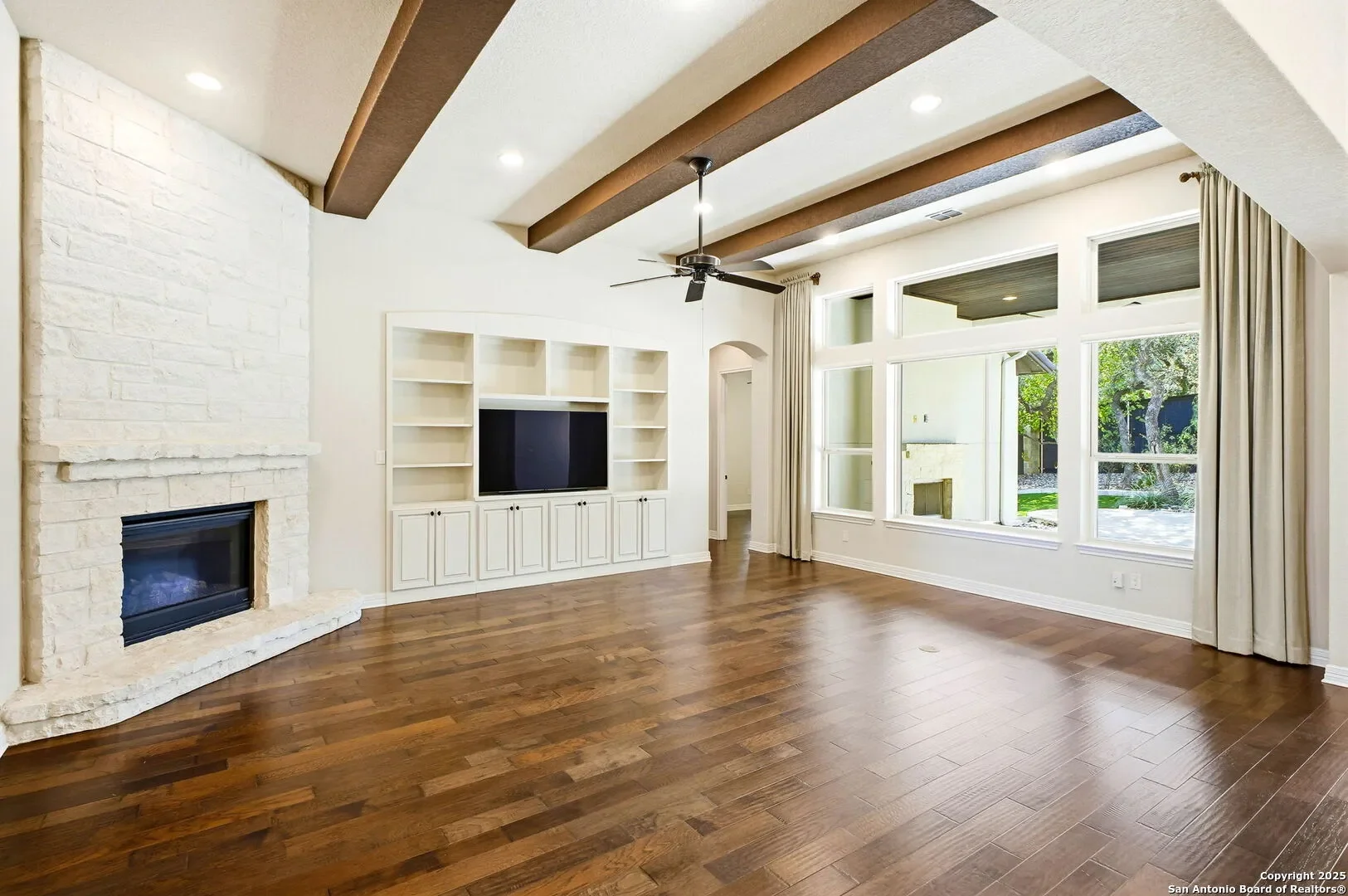 Gallery photo 6