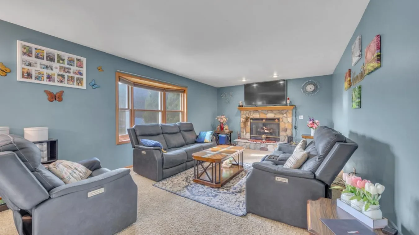 N6188 Shadybrook Ln, Sheboygan, Wisconsin, United States. - Photo 4