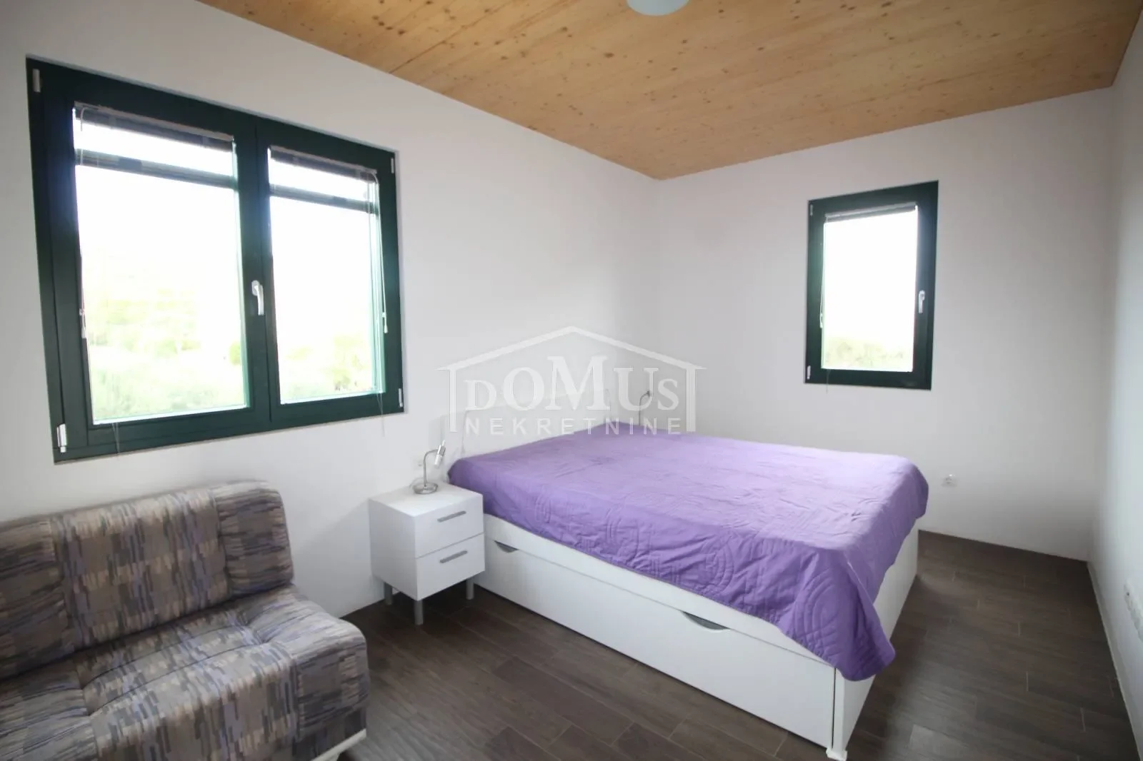 Gallery photo 4