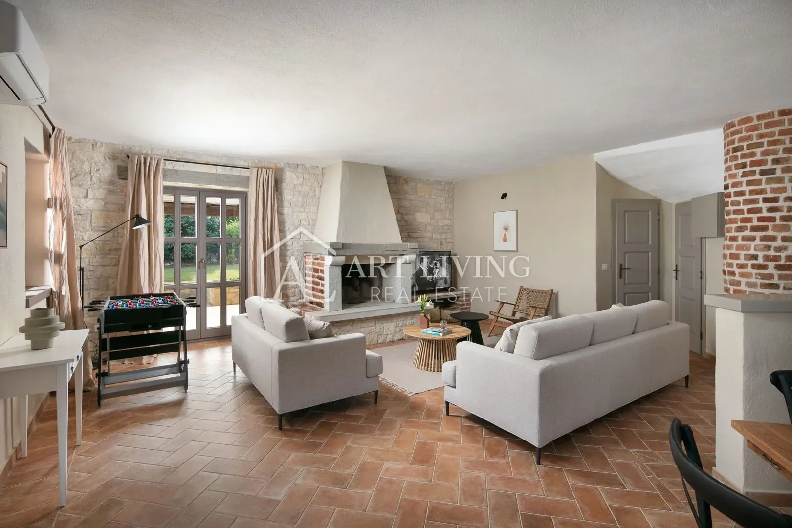 Gallery photo 5