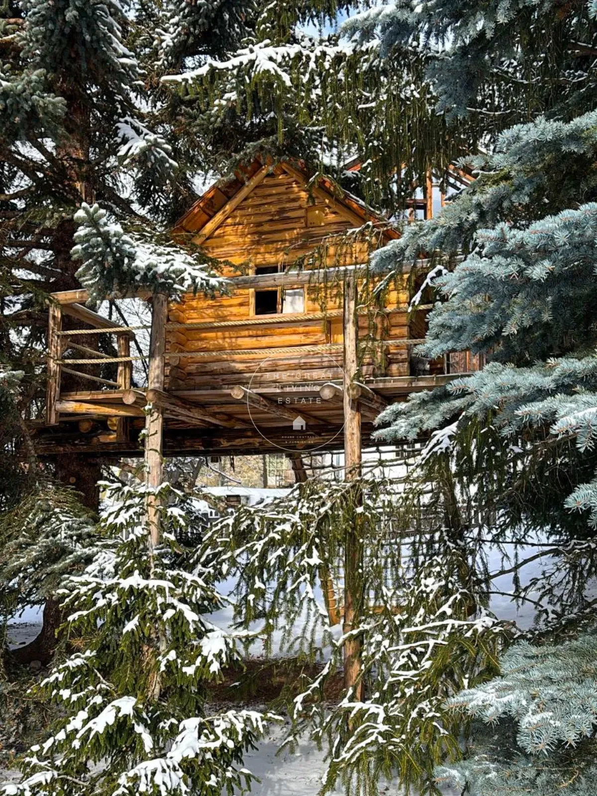 Exterior photo 5