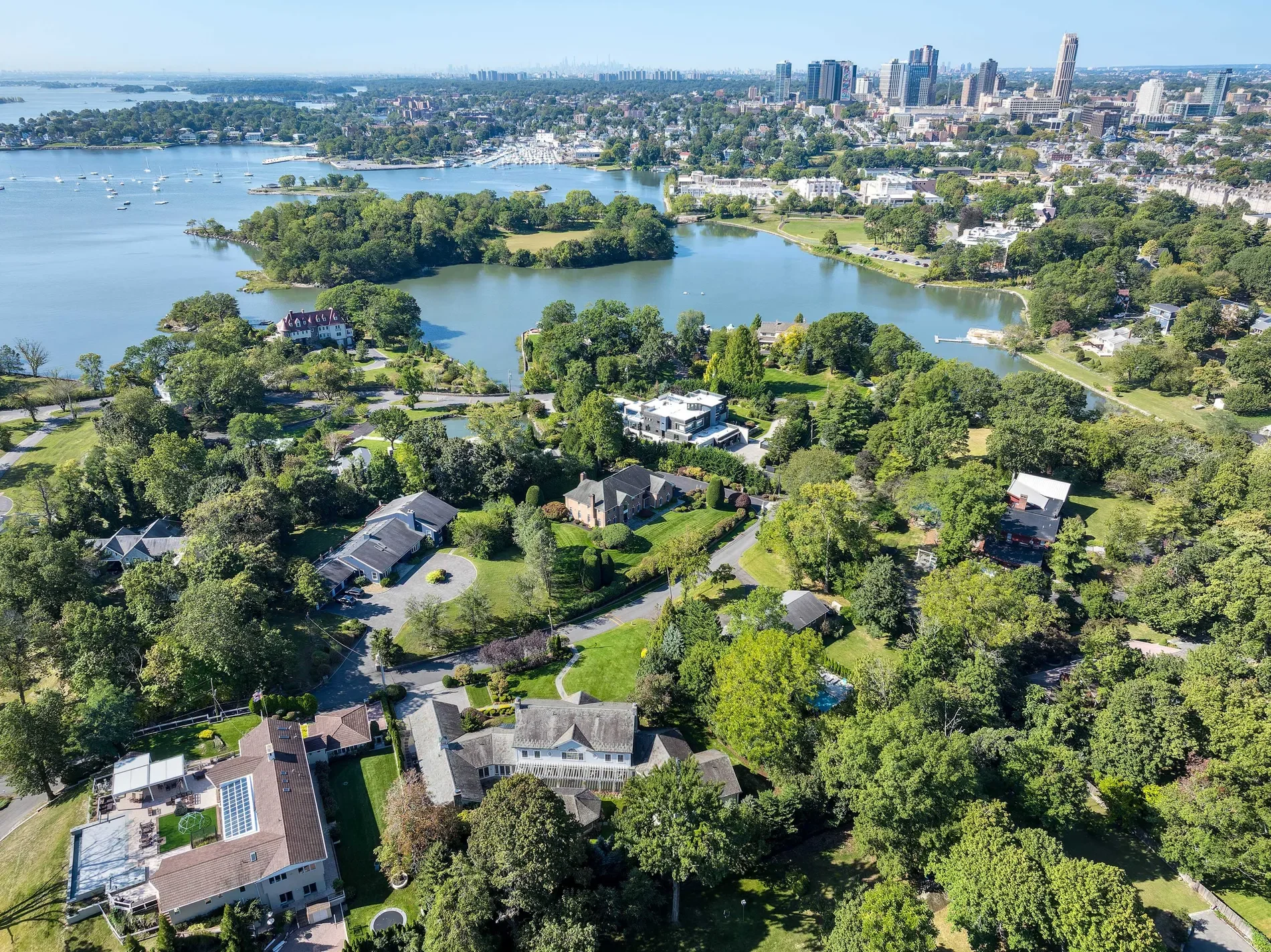 63 Premium Point, New Rochelle, NY, 10801, USA, New Rochelle, New York, United States. - Photo 4