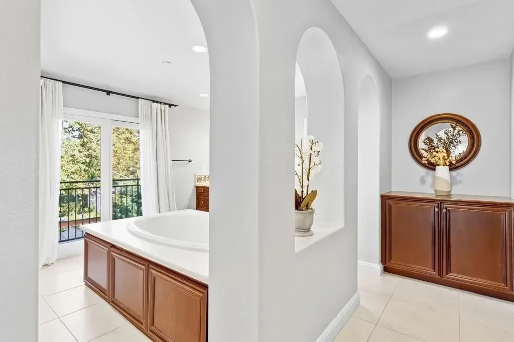 16941 Simple Melody Lane, Rancho Santa Fe, California, United States. - Photo 17
