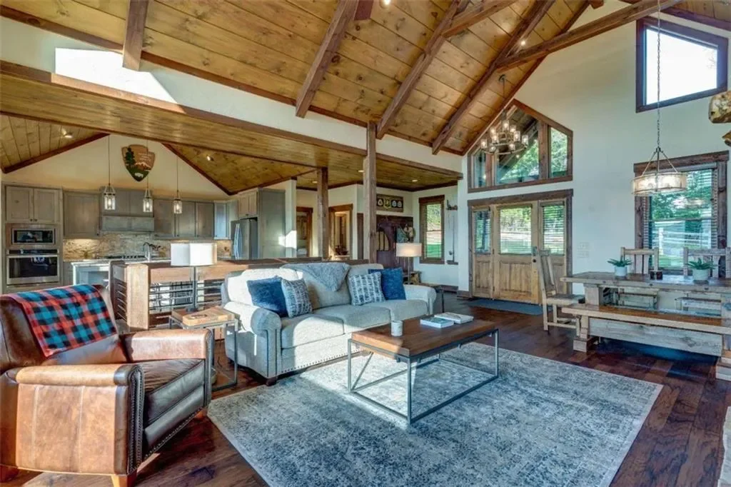 370 High Ridge Road, Blue Ridge, Georgia, United States. - Photo 2