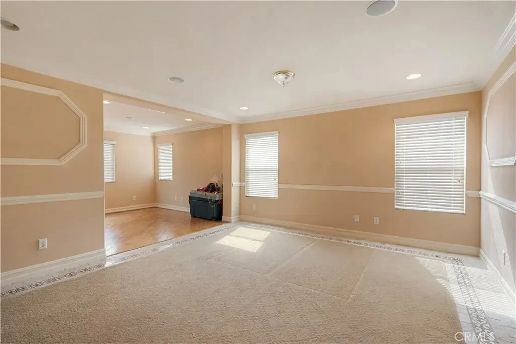 6800 Knightsbridge Court, Jurupa Valley, California, United States. - Photo 25