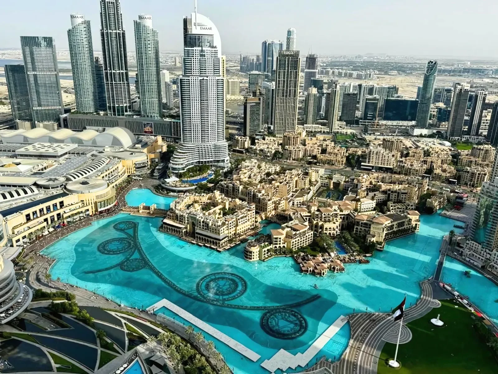 Sheikh Mohammed bin Rashid Blvd - Downtown Dubai - Dubai - United Arab Emirates, Dubai, Dubai, United Arab Emirates. - Photo 4