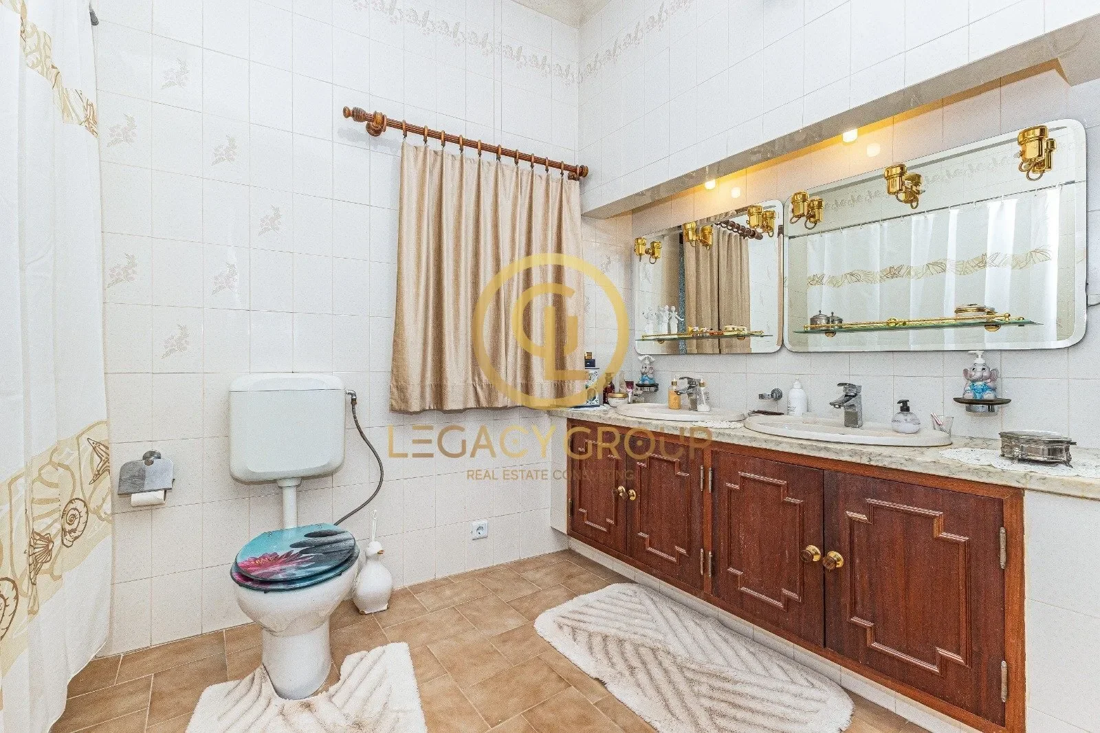 Gallery photo 10