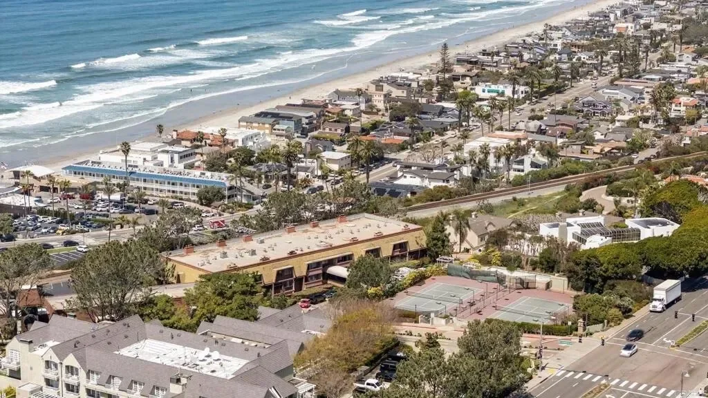 1562 Camino del Mar, Del Mar, California, United States. - Photo 19