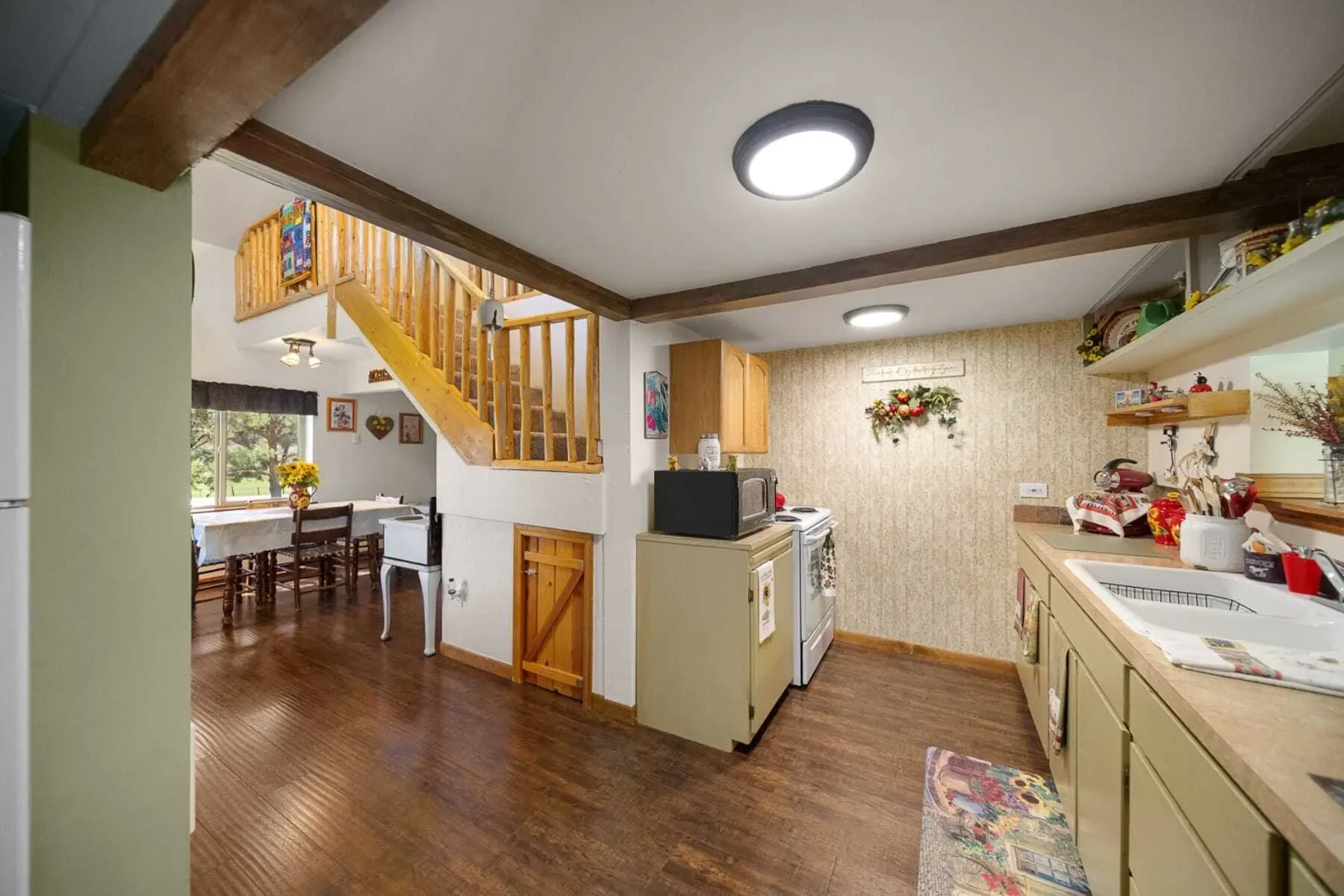 16305 N Ochoco Highway , Prineville, OR 97754, Prineville, Oregon, United States. - Photo 14