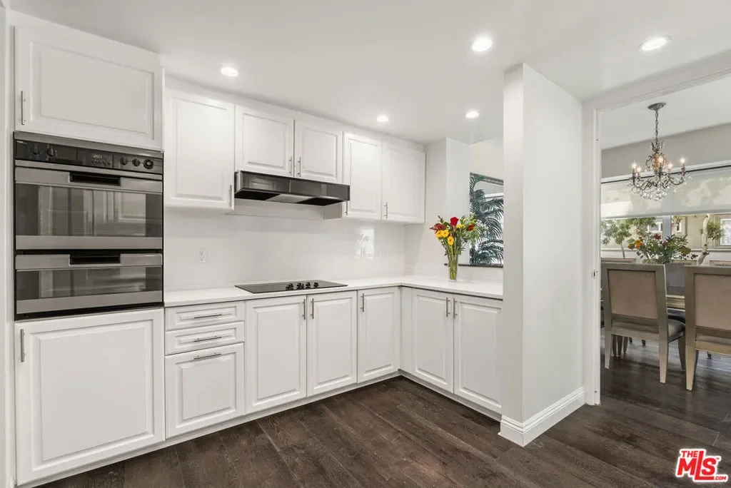 10520 Wilshire Boulevard 407, Los Angeles, California, United States. - Photo 18