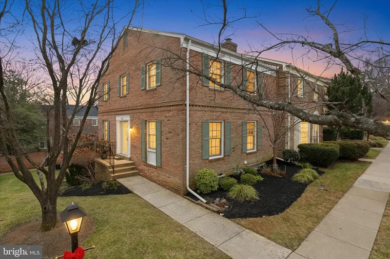 9311 Clanbrook Court, Fairfax, Va, 22031