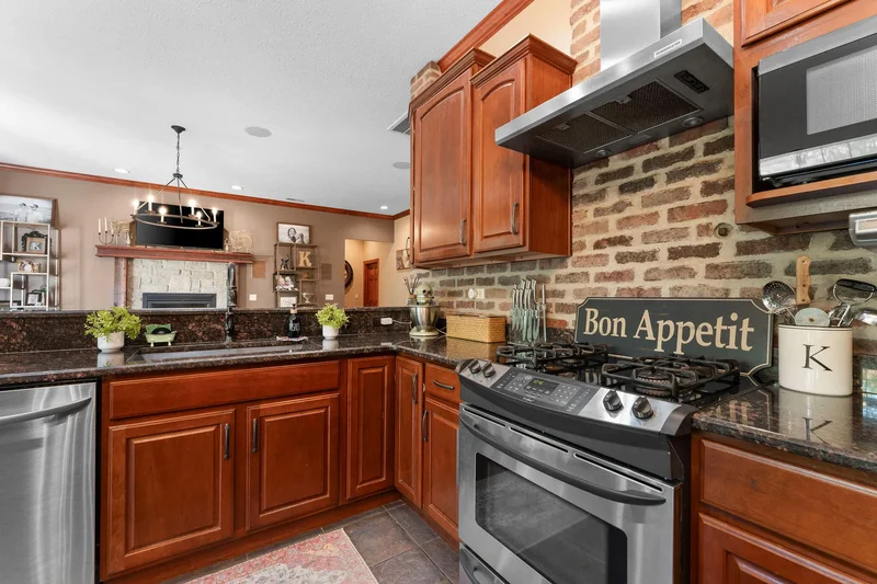 261 Country Bluff Drive, Branson, MO 65616, Branson, Missouri, United States. - Photo 39