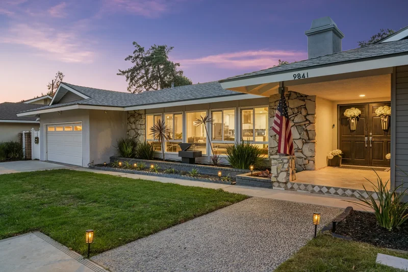 9841 Donna Avenue , Los Angeles, CA 91324, Los Angeles, California, United States. - Photo 12