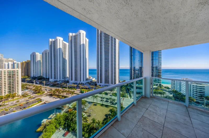 100 Bayview Dr Unit# 1905, Sunny Isles Beach, FL 33160, Golden Beach, Florida, United States. - Photo 16