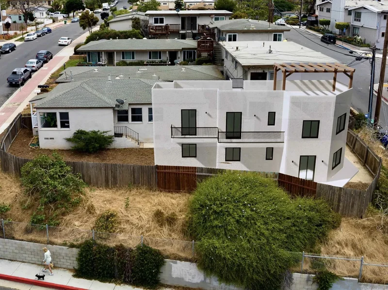 4495 Montalvo St, San Diego, California, United States. - Photo 2