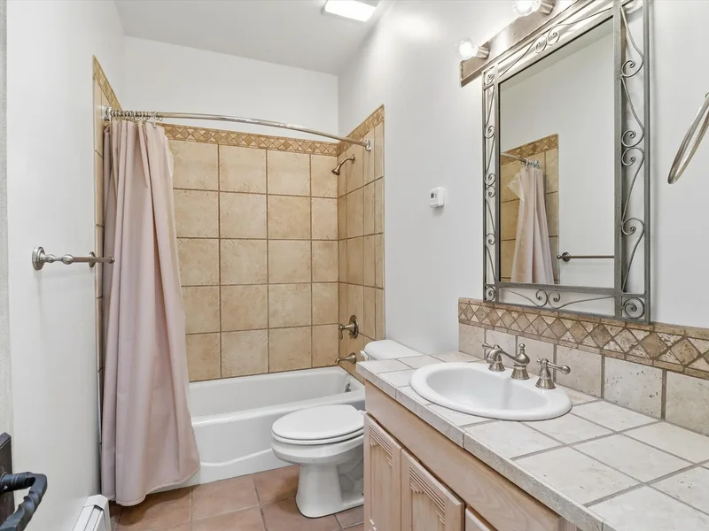 21 Buen Pastor, Santa Fe, NM 87508, Santa Fe, New Mexico, United States. - Photo 40