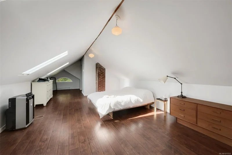 737 Vancouver St, Victoria, British Columbia, Canada. - Photo 38
