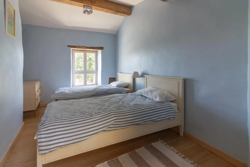Charente, Châteauneuf-sur-Charente, Nouvelle-Aquitaine, France. - Photo 15