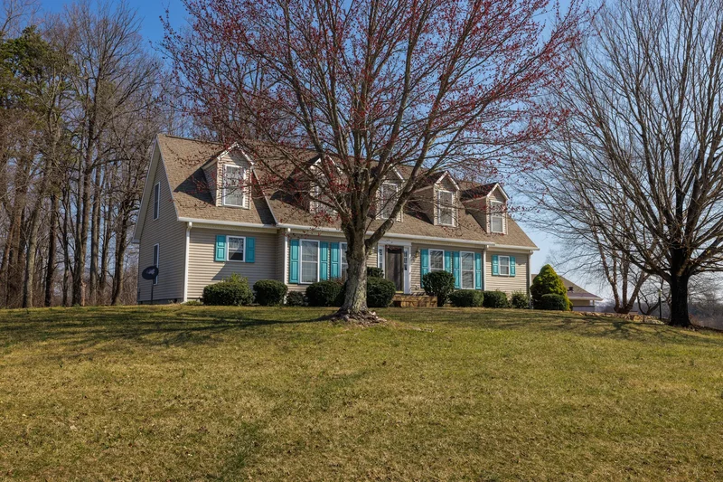 4204 Old Fincastle Rd, Fincastle, VA 24090, Fincastle, Virginia, United States. - Photo 3