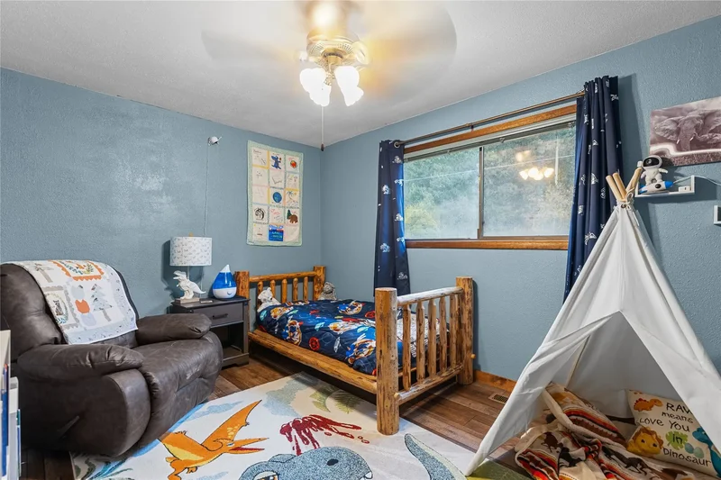 14306 Yenne Point Road, Bigfork, Montana, United States. - Photo 14