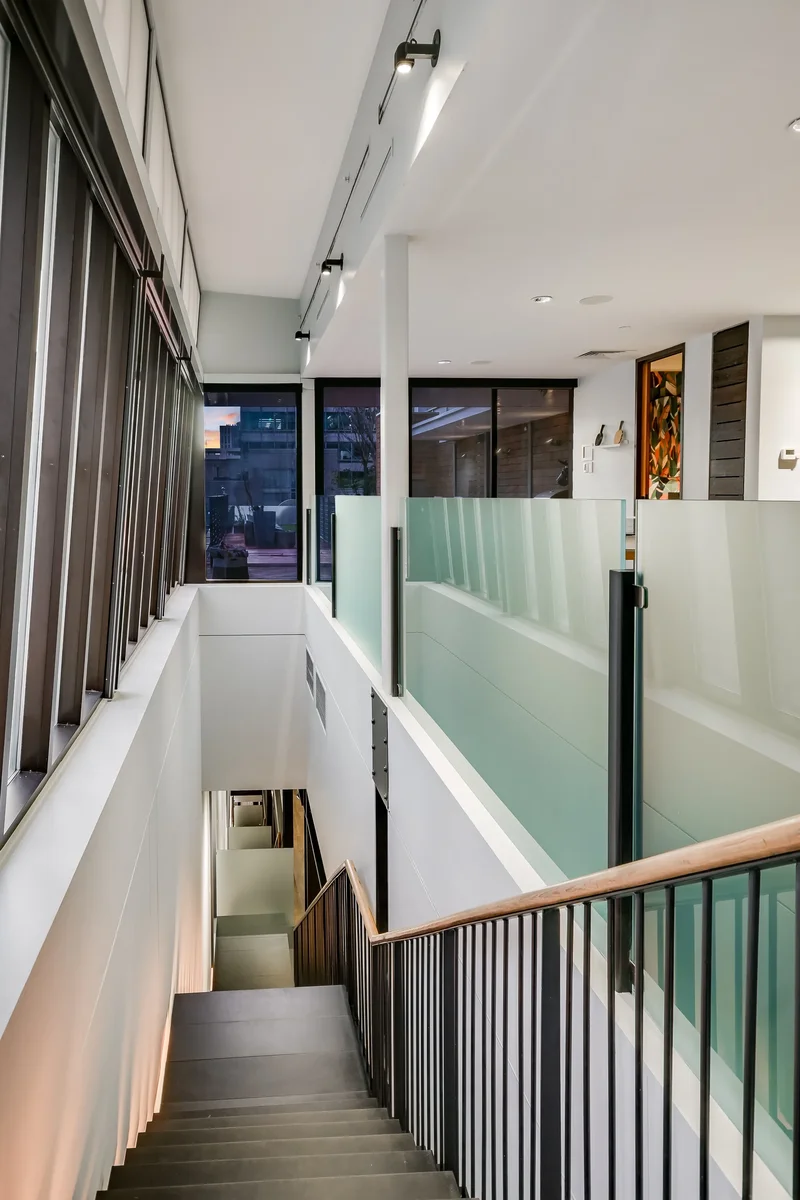 811 Congress Avenue , Austin, TX 78701, Austin, Texas, United States. - Photo 45