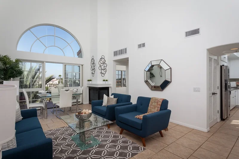 851 North San Vicente Boulevard 308, West Hollywood, CA 90069, Los Angeles, California, United States. - Photo 13