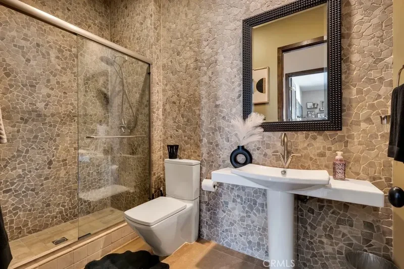 9661 Shoup Avenue, Los Angeles, California, United States. - Photo 47