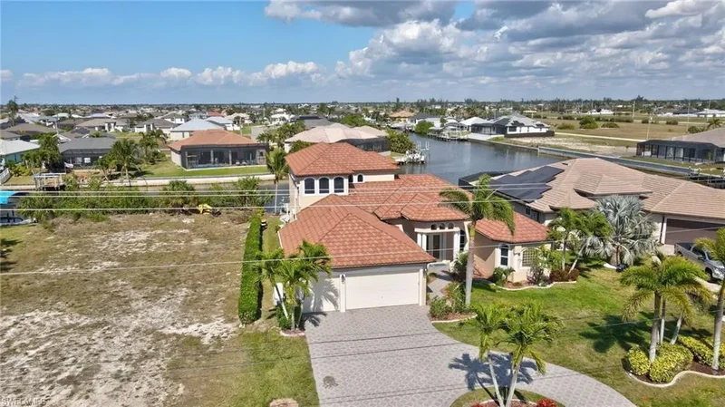 3231 Embers Pkwy W, Cape Coral, FL 33993, Cape Coral, Florida, United States. - Photo 17