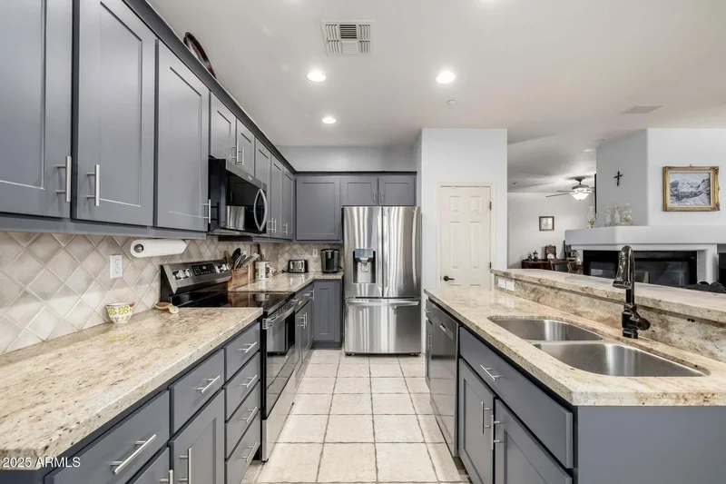 41836 N Mill Creek Way Way, Anthem, AZ 85086, Anthem, AZ, United States. - Photo 14