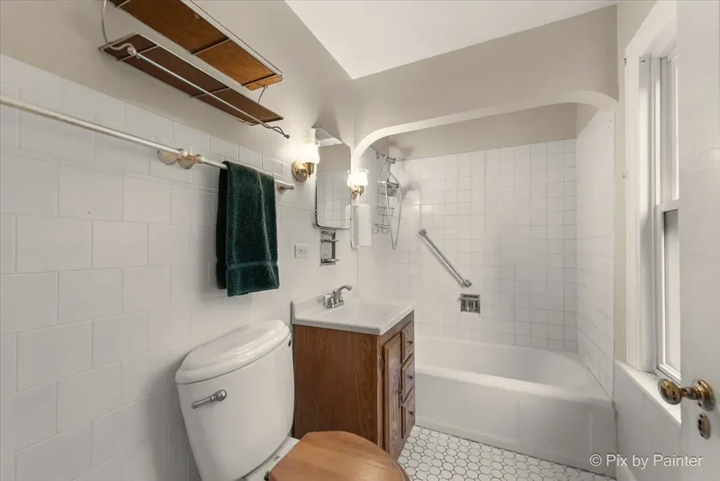 24400 N Kelsey Road, Lake Barrington, IL 60010, Barrington Hills, Illinois, United States. - Photo 61