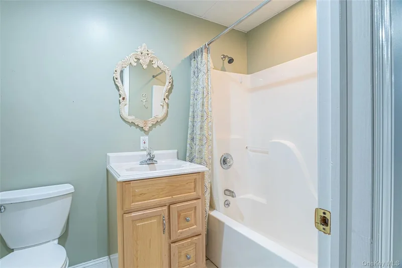16 Avalon Court, Hopewell Junction, New York, United States. - Photo 31
