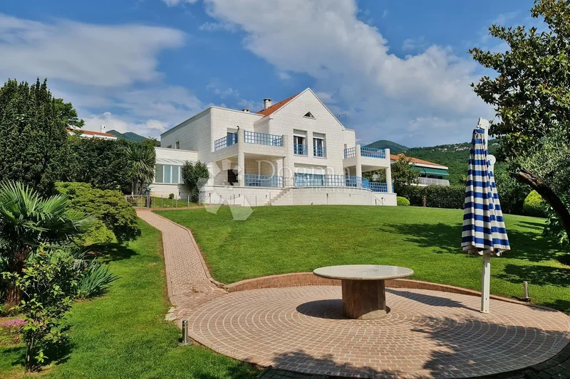 House Ičići, Opatija Okolica, 566m2