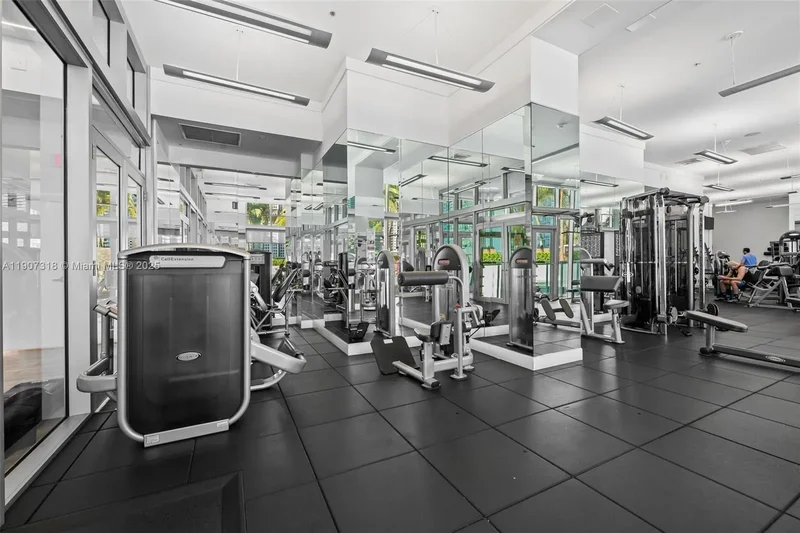 90 SW 3rd St PH-15, Miami, Florida, United States. - Photo 40