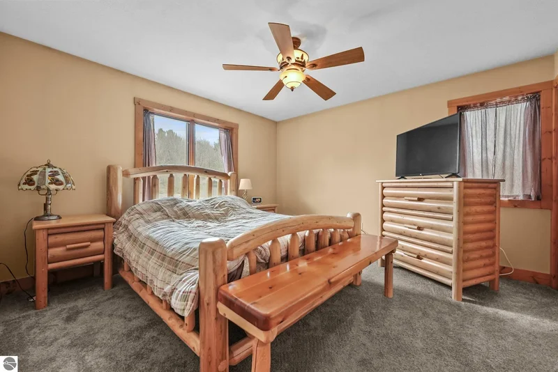 11660 Indian Road, Kewadin, MI 49648, Elk Rapids, Michigan, United States. - Photo 51