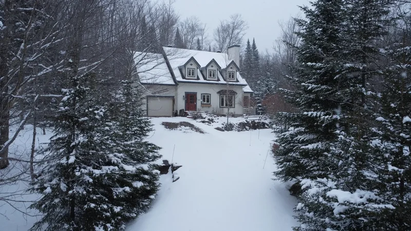 Majestic country-style property